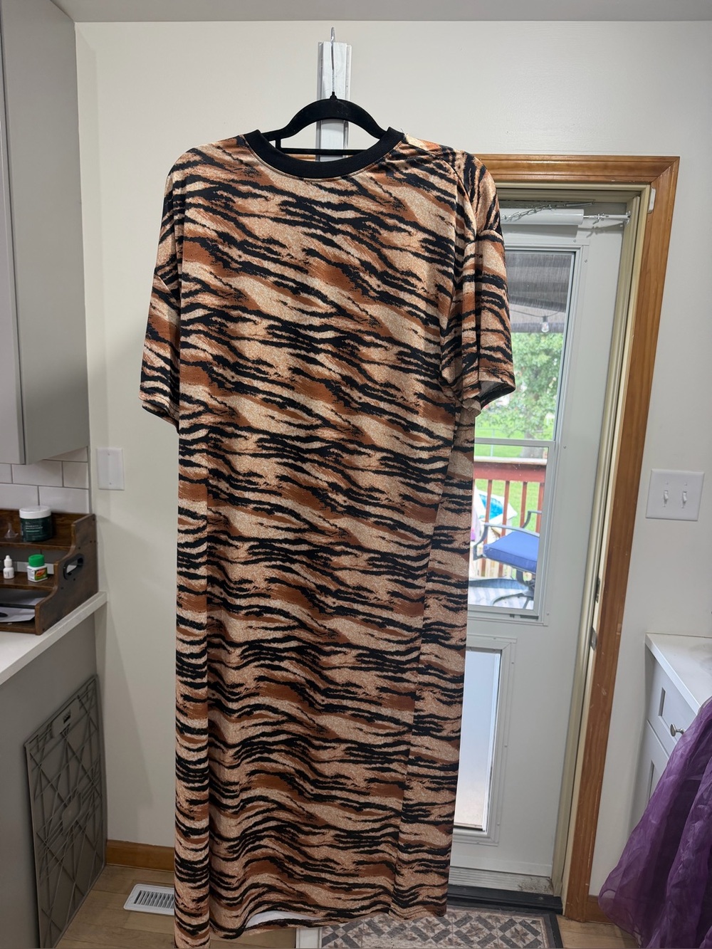 Dressed in Lala Women’s Tiger-Print Short Sleeve Dress - Brown/Black